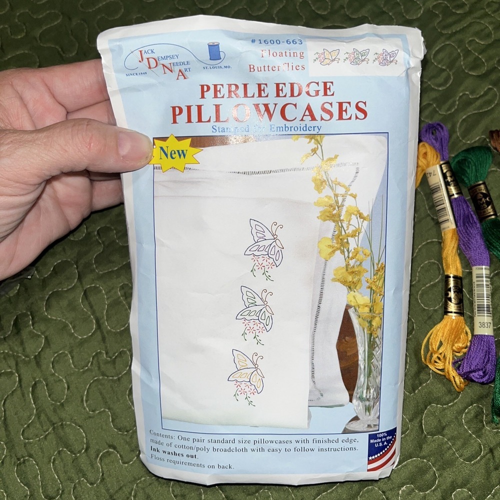 Jack Dempsey Needle Art Perle‎ Edge Pillowcases "Floating Butterflies " Floss - Picture 3 of 5
